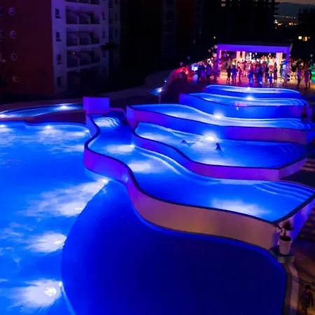 Caesar Cassius: Beachfront Smart In Northern Cyprus Apartment Trikomo