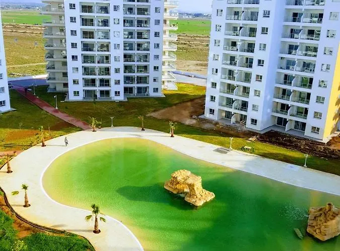 Northern Cyprus Trikomo, Iskele, Long Beach, Caesar 2 Trikomo